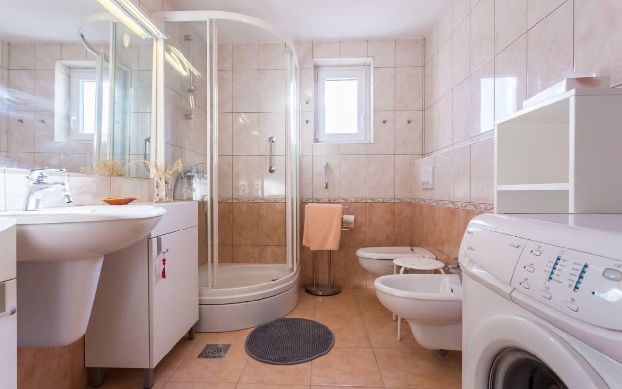 Tinka Appartement Baška Buitenkant foto
