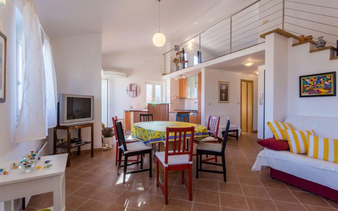 Tinka Appartement Baška Buitenkant foto