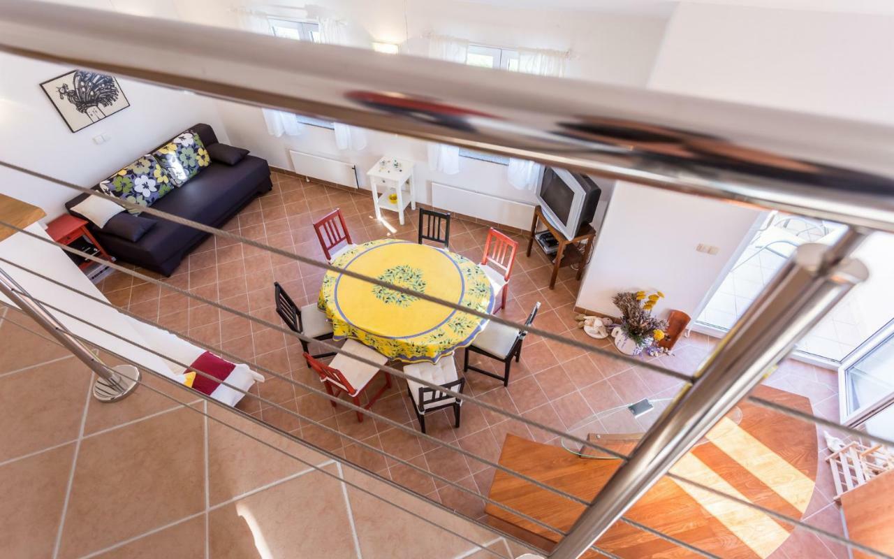 Tinka Appartement Baška Buitenkant foto