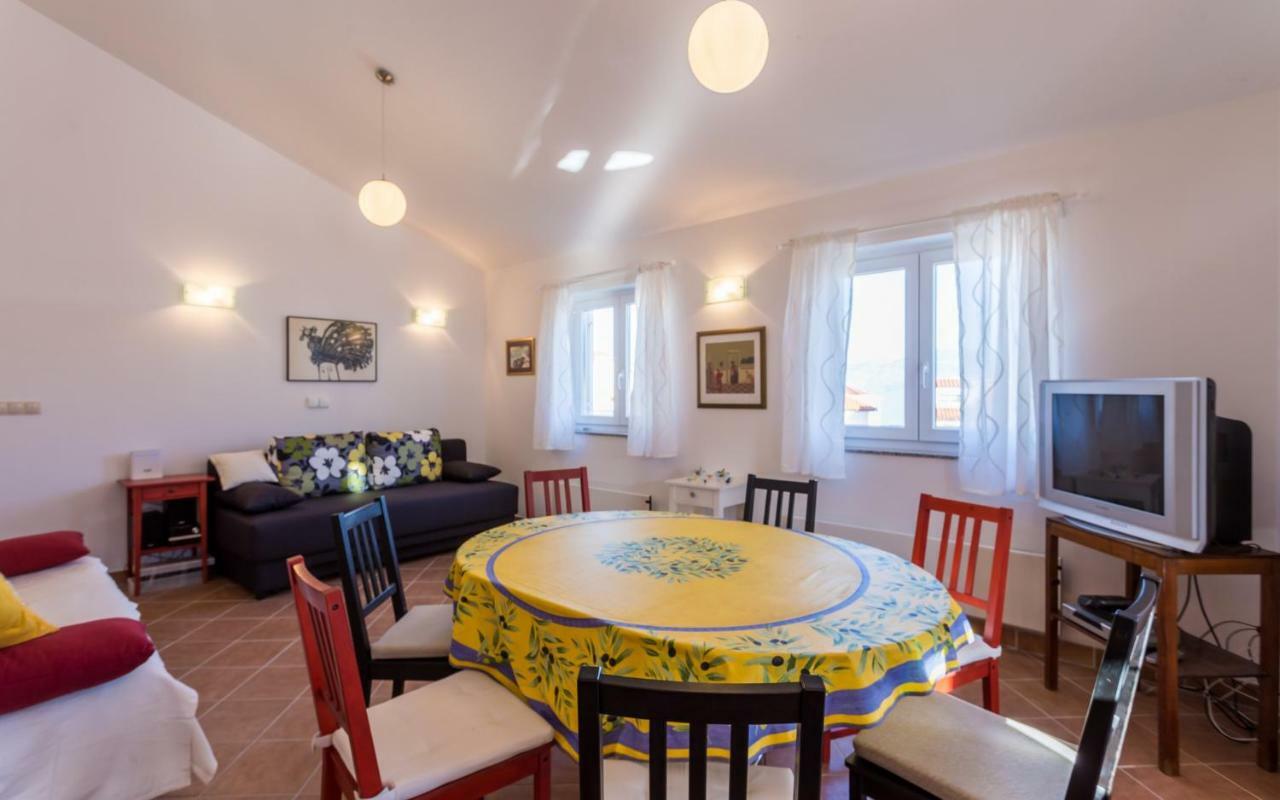 Tinka Appartement Baška Buitenkant foto